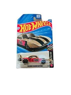 Hot Wheels 2026 Mainline HW Starting Grid '69 Dodge Charger Daytona 23/250 Gold